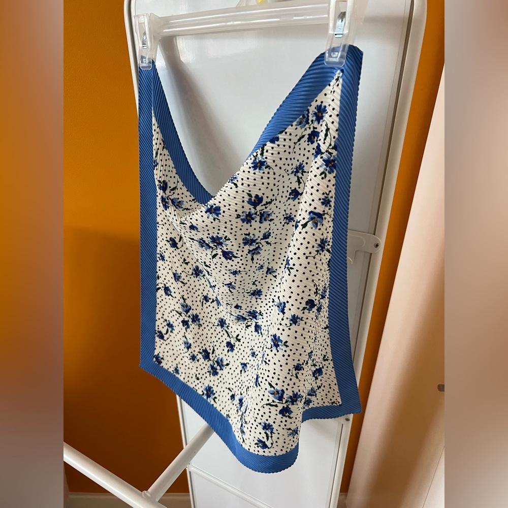 Stradivarius Floral Print Scarf